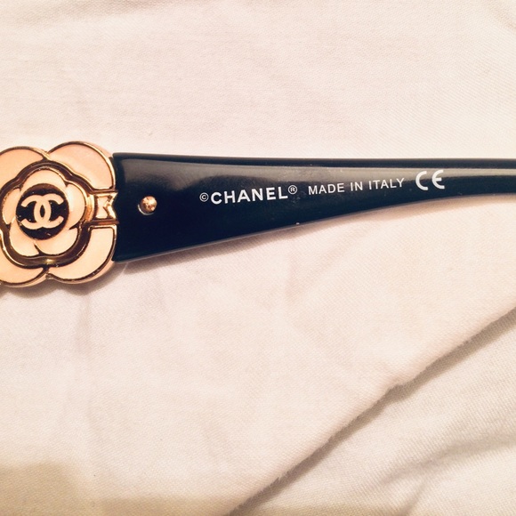 CHANEL SUNGLASSES - Picture 4 of 8